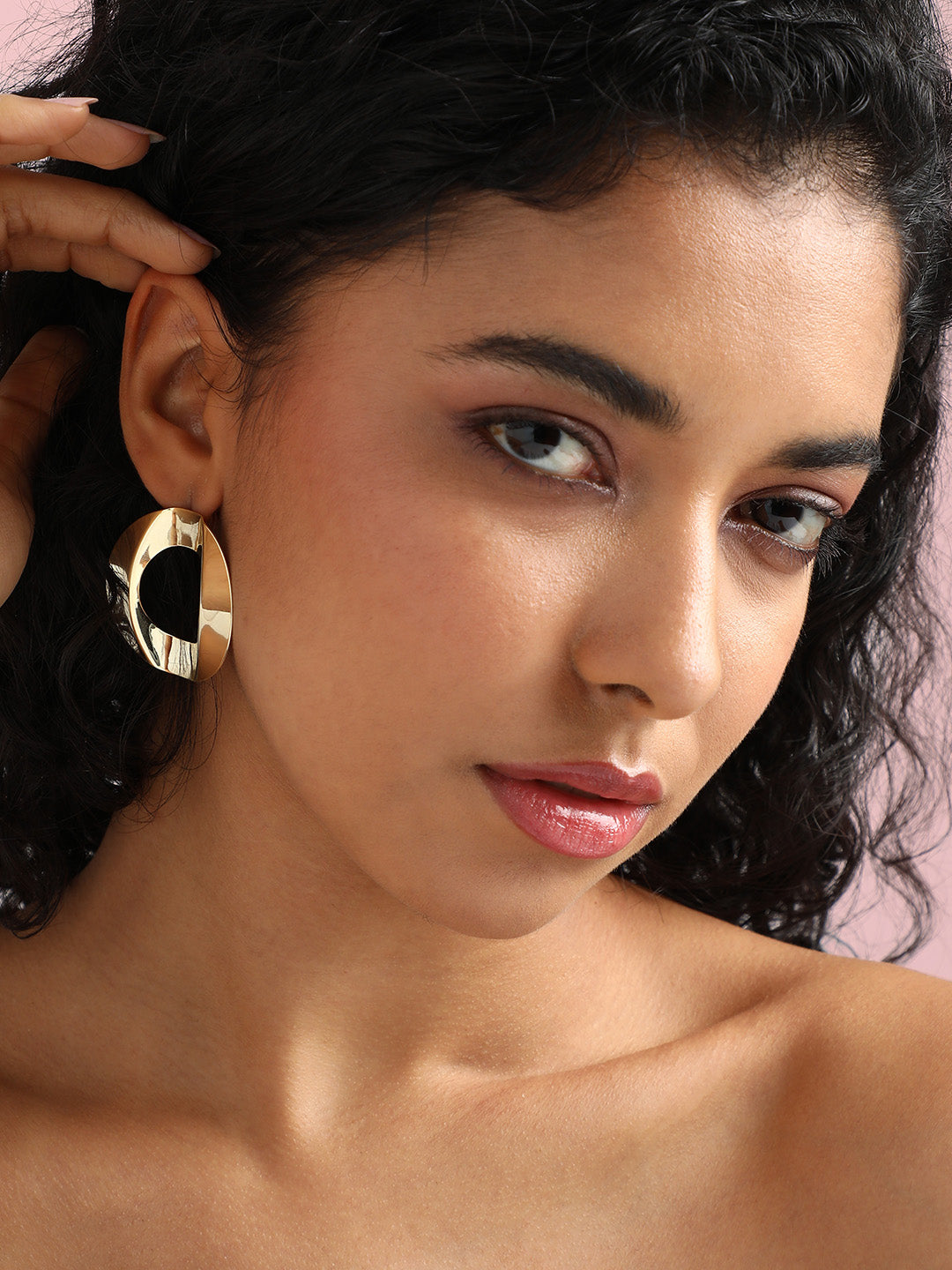Women Twisted Circular Drop Earrings