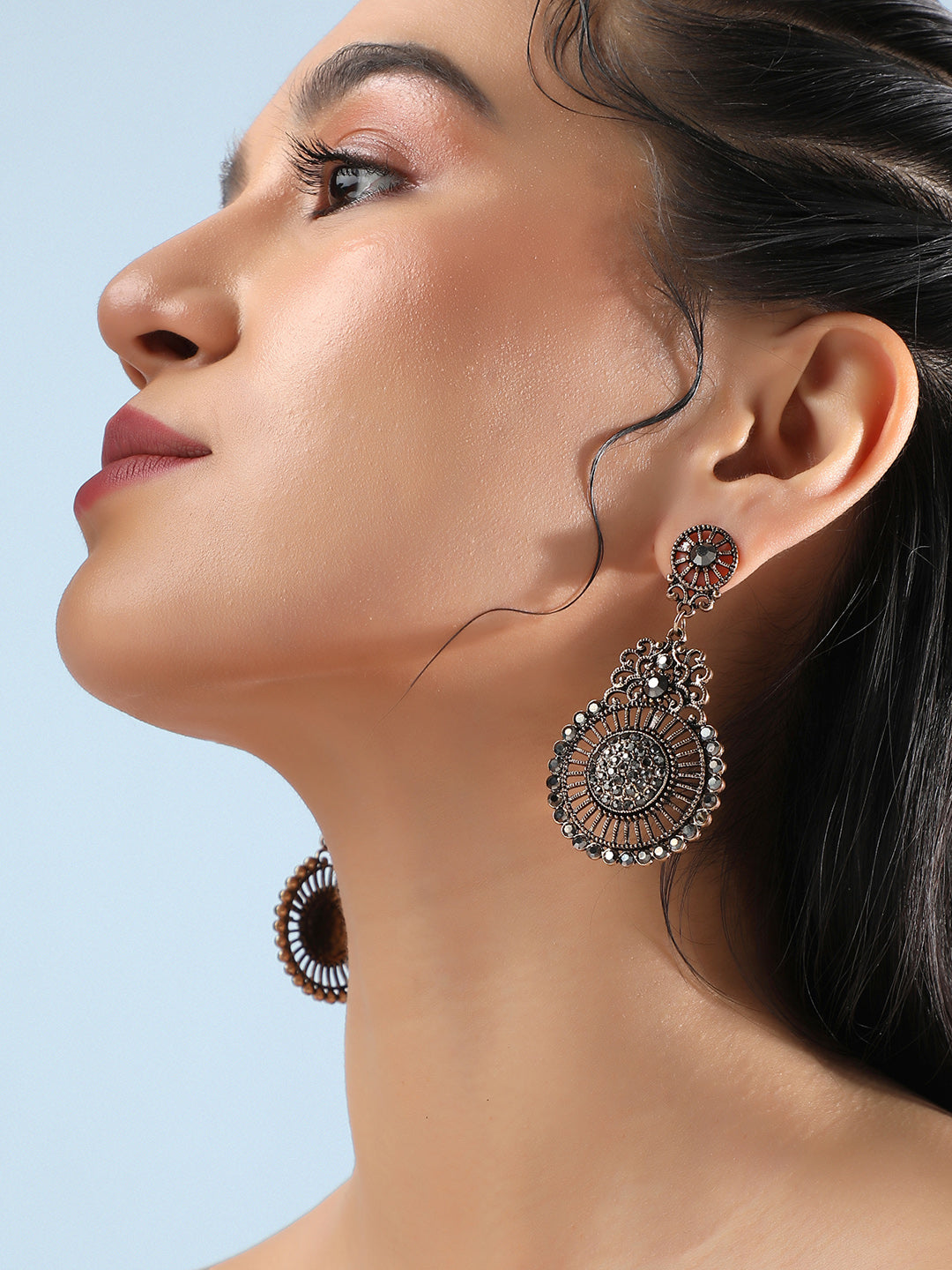Women Embellished Filigree Drop Earringss
