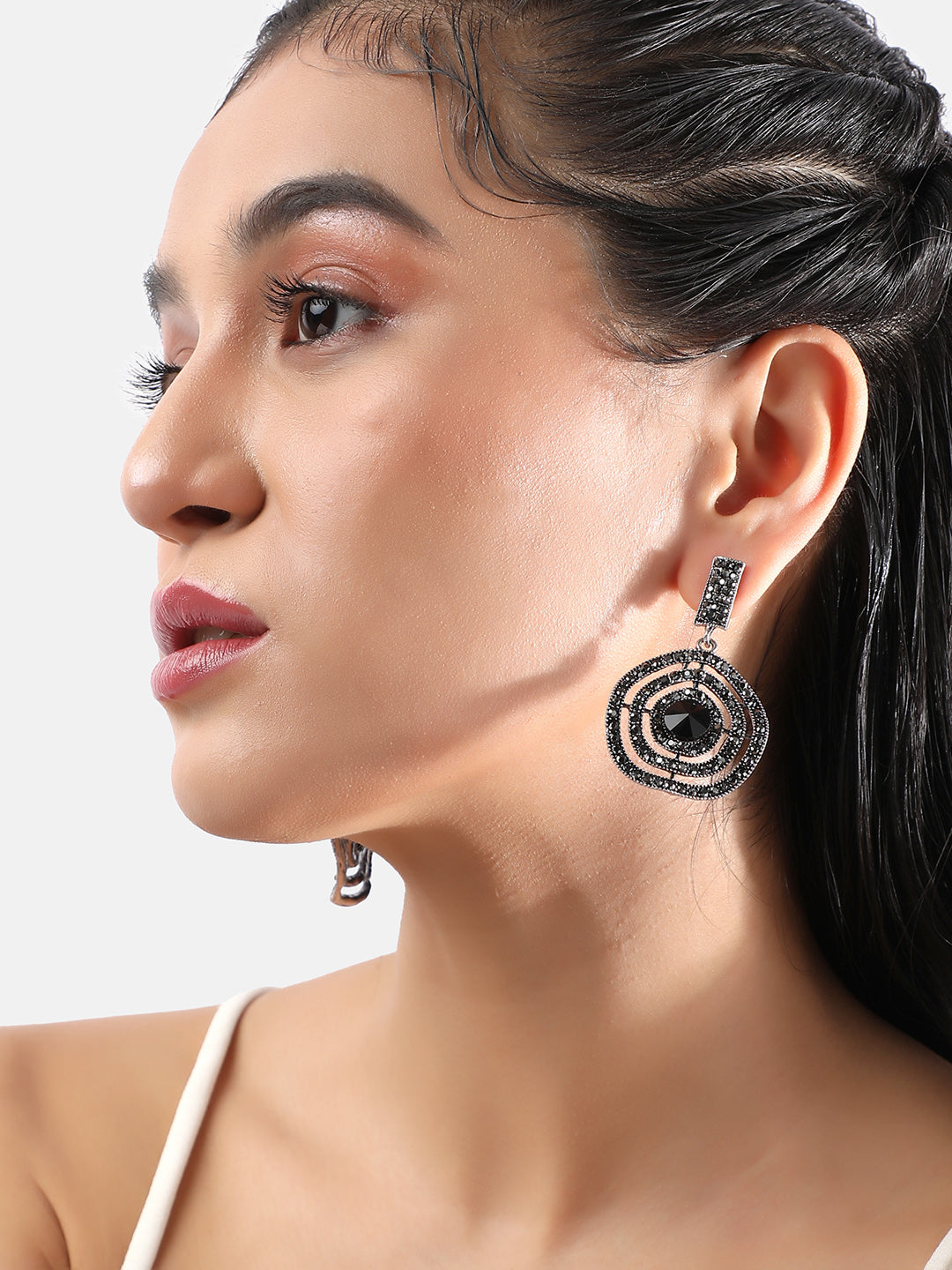 Women Embellished Lined Circular Drop Earringss