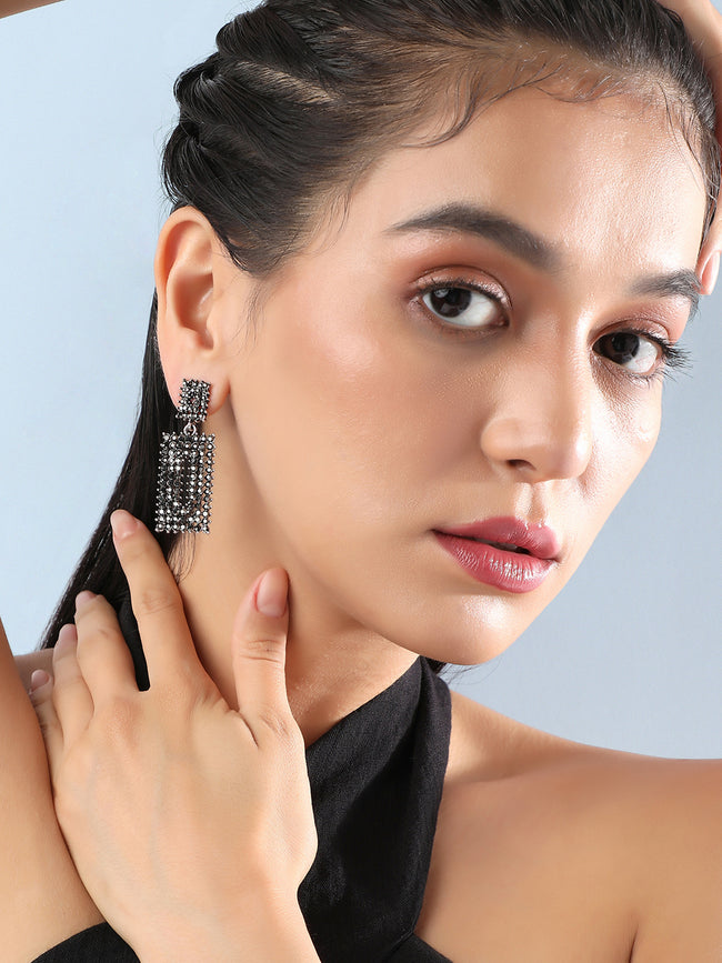 Women Geometric Lined Cluster Drop Earringss
