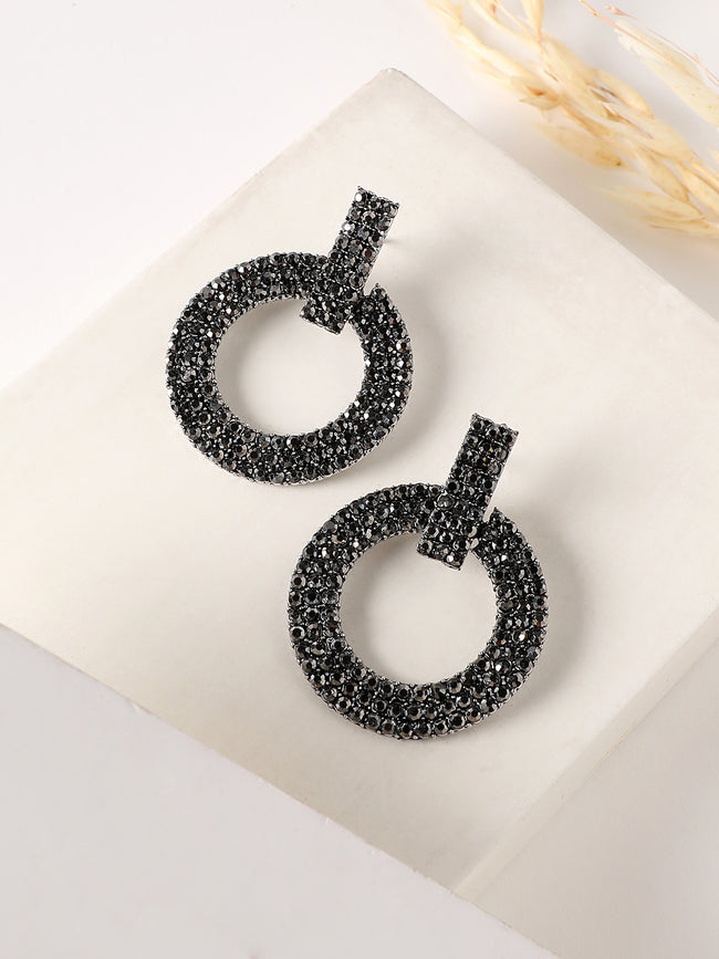 Women Clustered Hollow Circular Drop Earringss