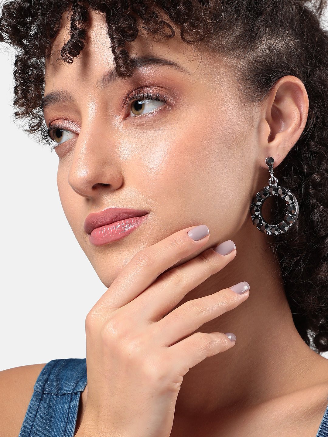 Women Stone Hollow Circular Drop Earringss
