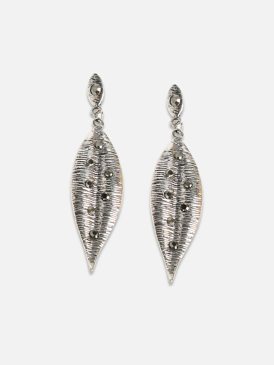 Women Gilded Glamour Drop Earringss