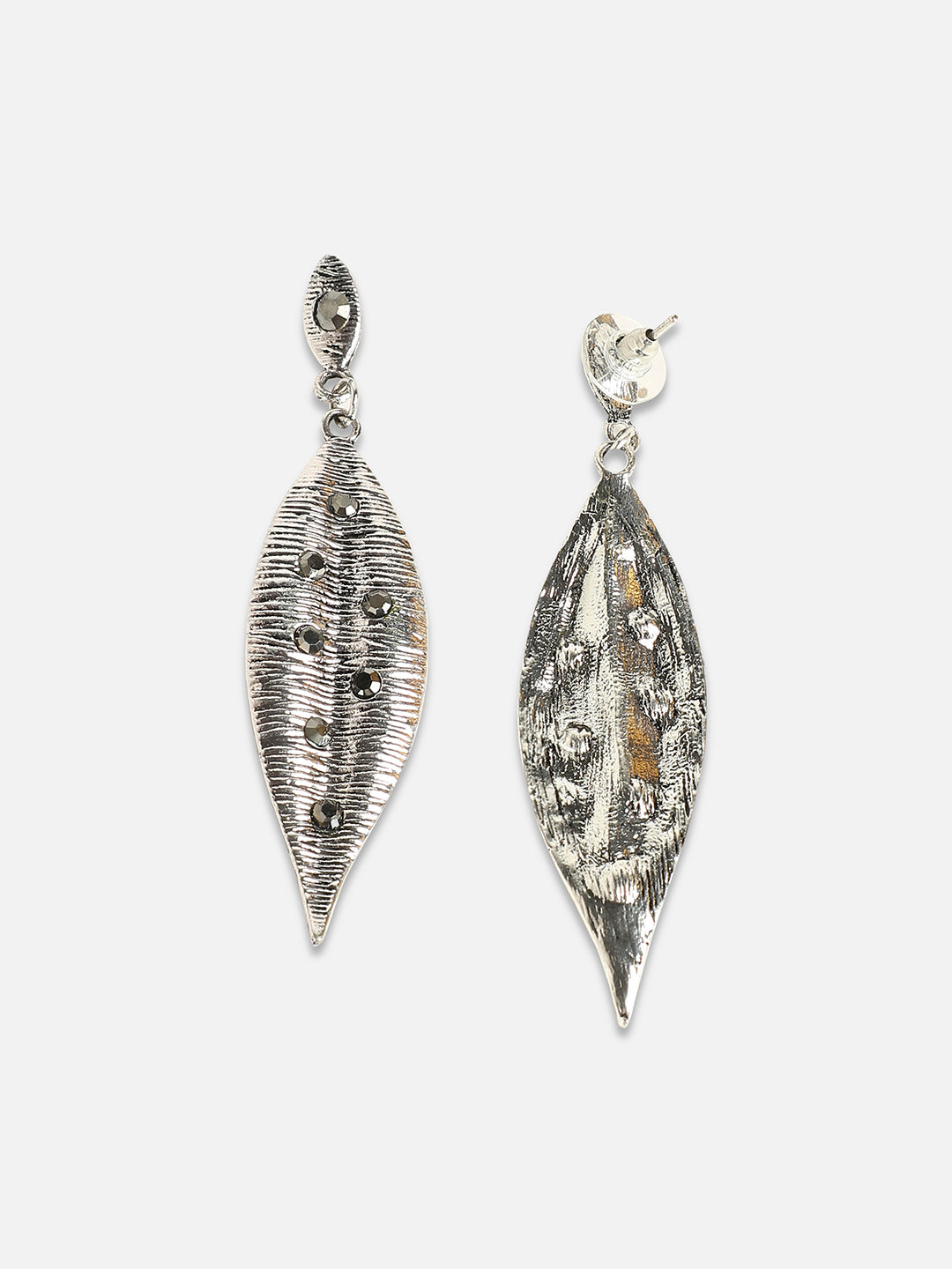 Women Gilded Glamour Drop Earringss