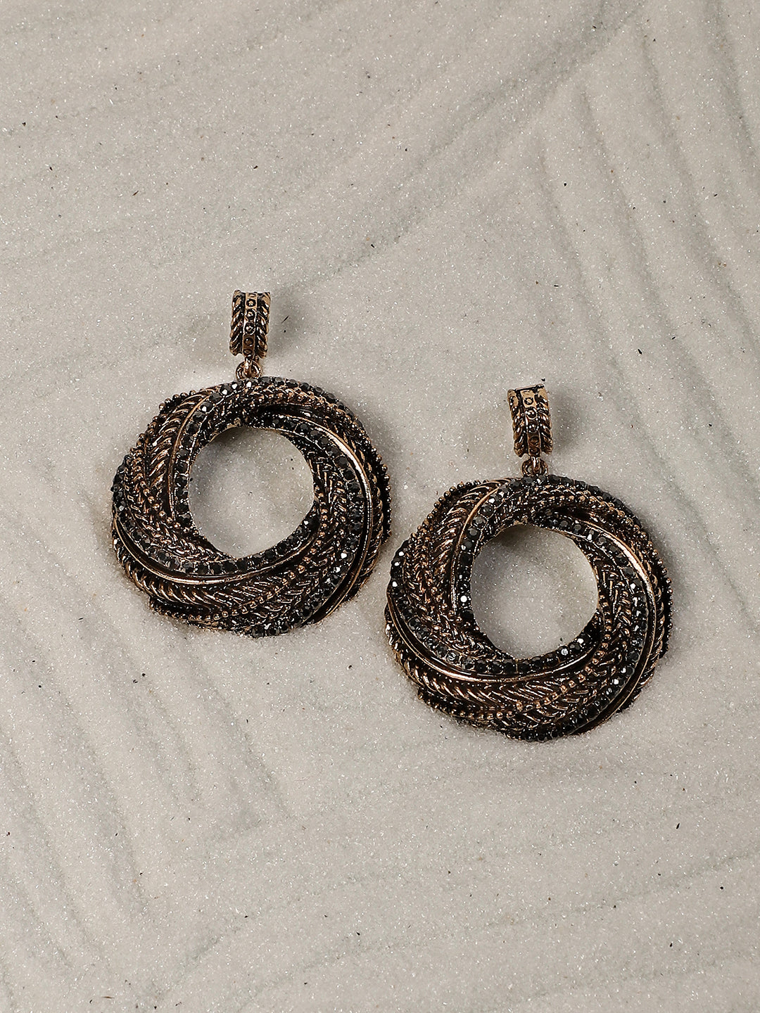 Women Golden Gleam Drop Earringss