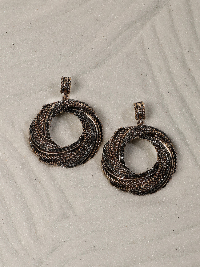 Women Golden Gleam Drop Earringss