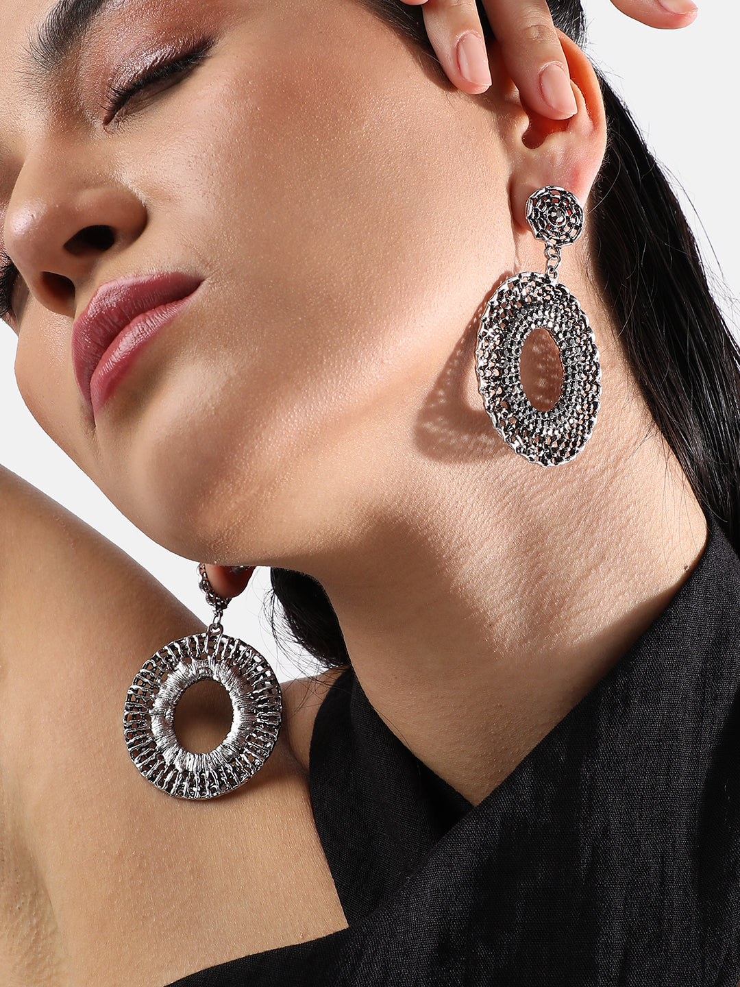 Women Chic Cascade Drop Earringss