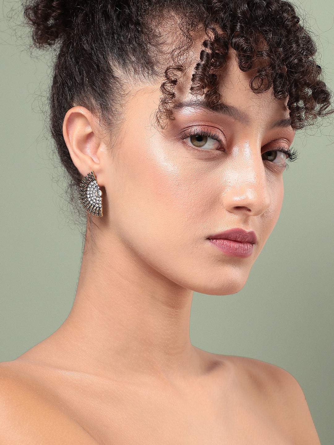 Women Luminary Luxe Stud Earringss