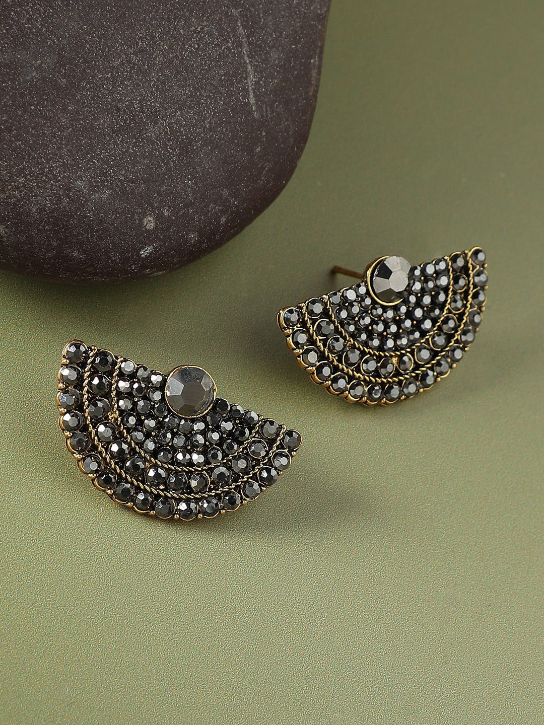 Women Dreamweaver Stud Earringss