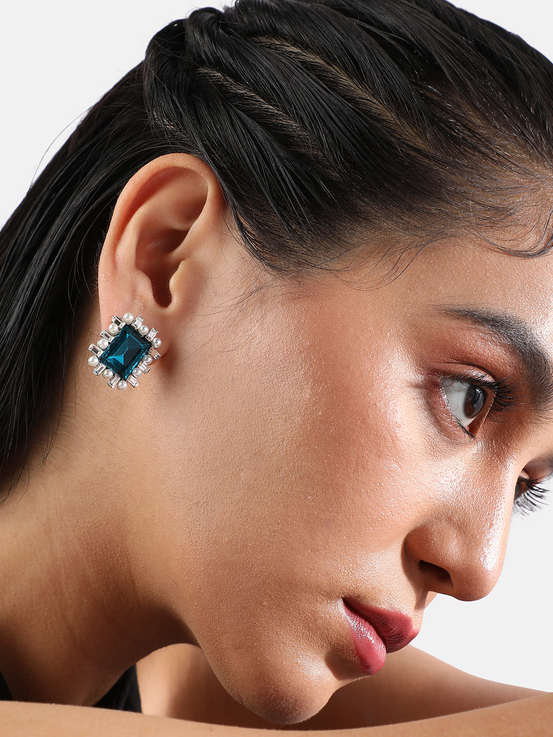 Women Sapphire Soiree Stud Earringss