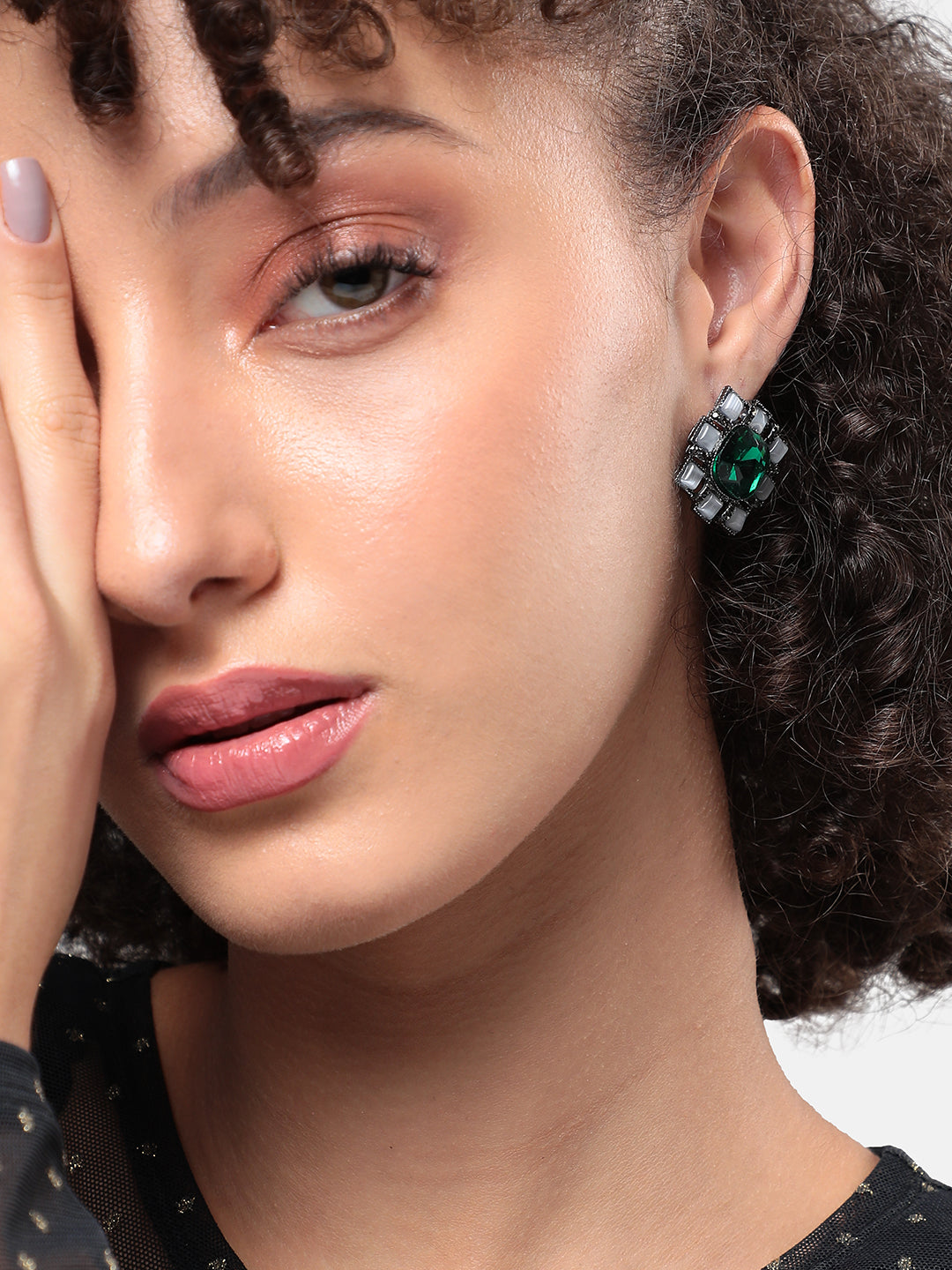 Women Emerald Soiree Stud Earringss