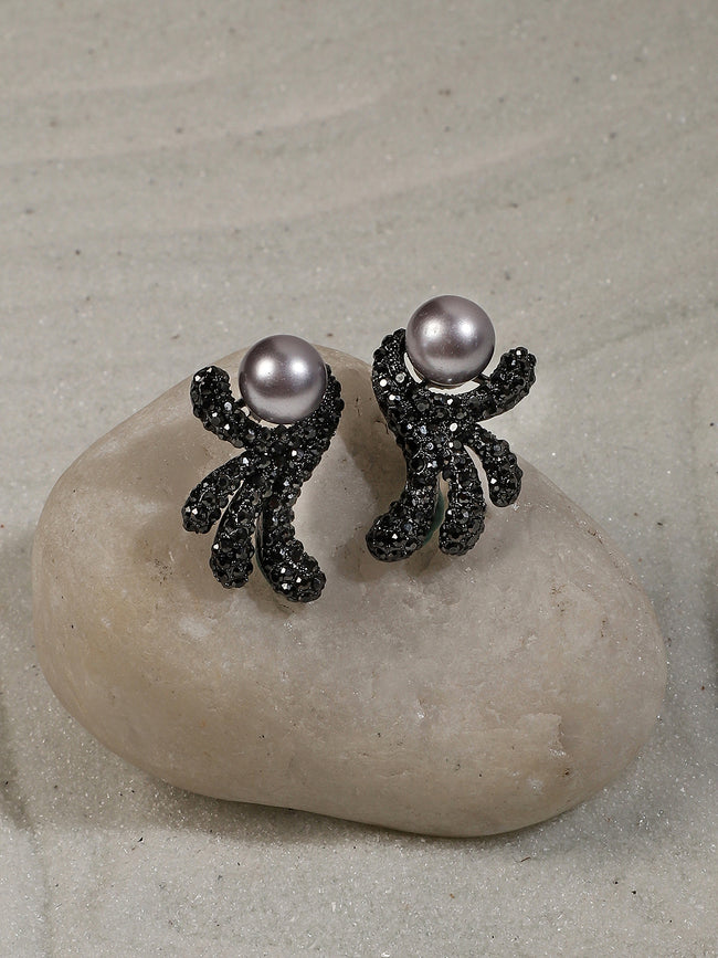 Women Harmonious Horizon Stud Earringss
