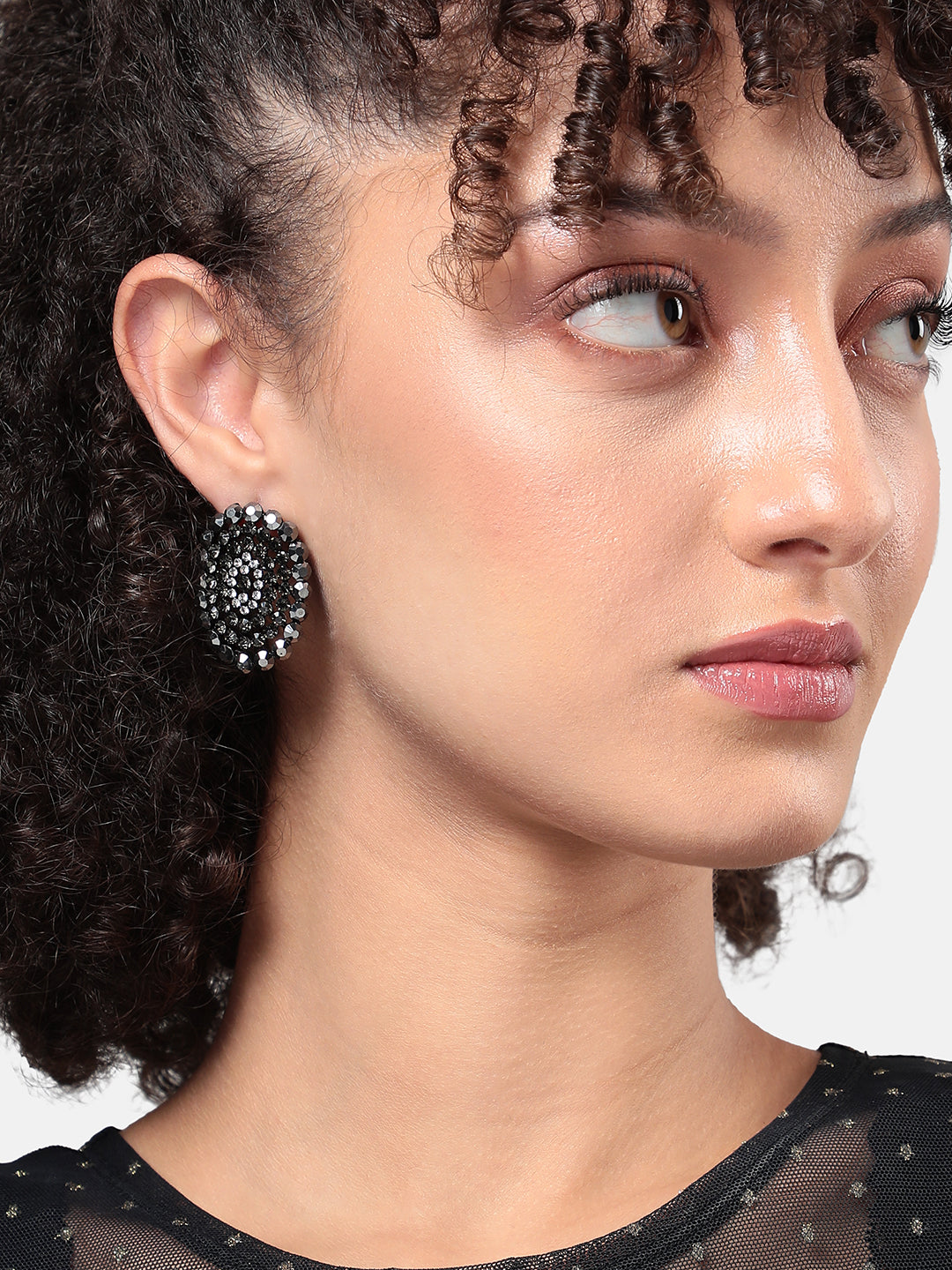 Women Infinite Iris Stud Earringss