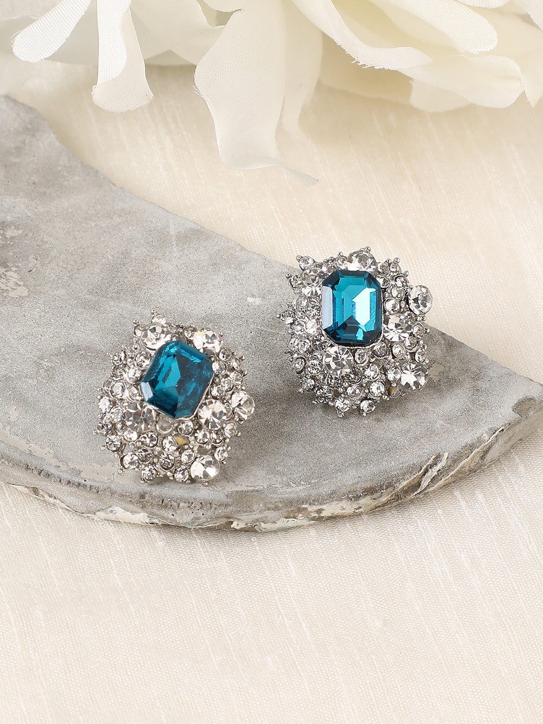 Women Mystic Mirage Stud Earringss