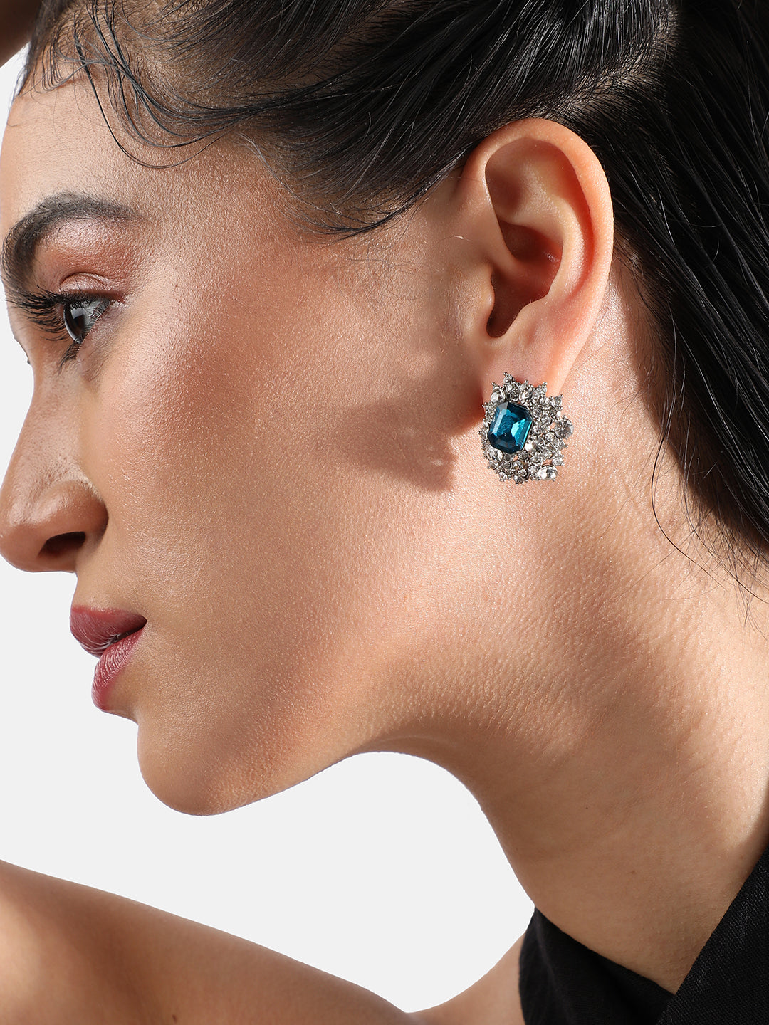 Women Mystic Mirage Stud Earringss
