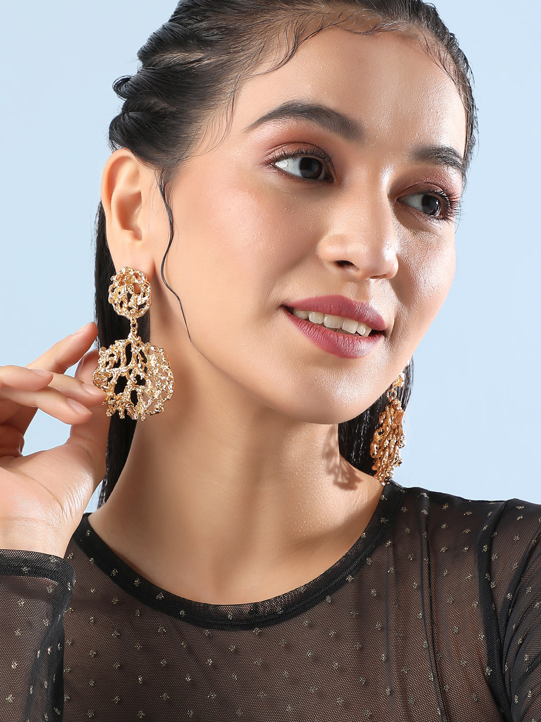 Women Dewy Dahlia Drop Earringss