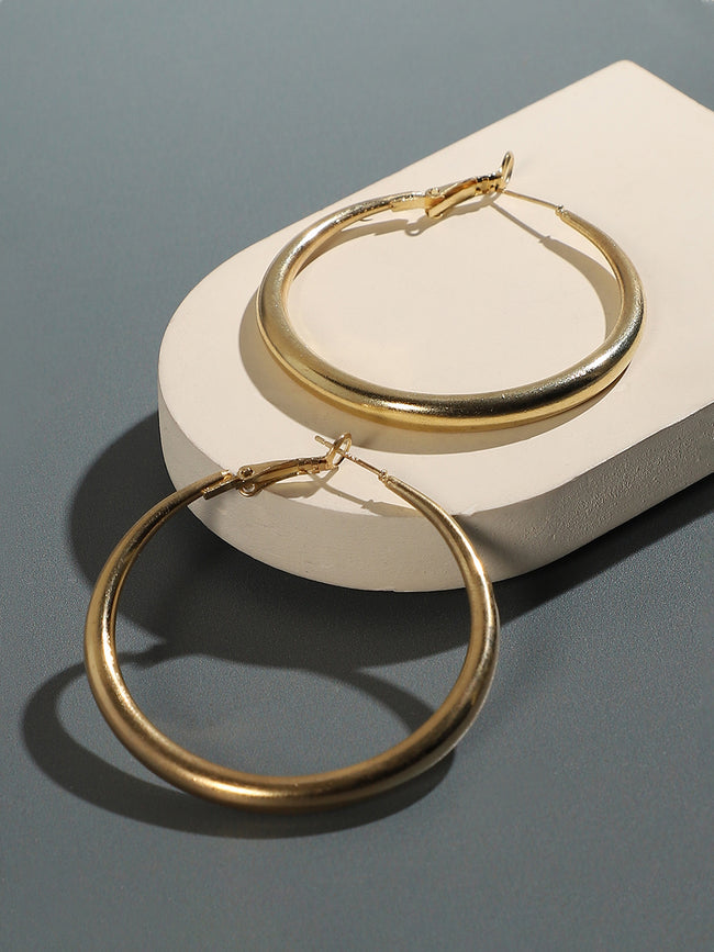 Women Minimal Circular Hoop Earrrings