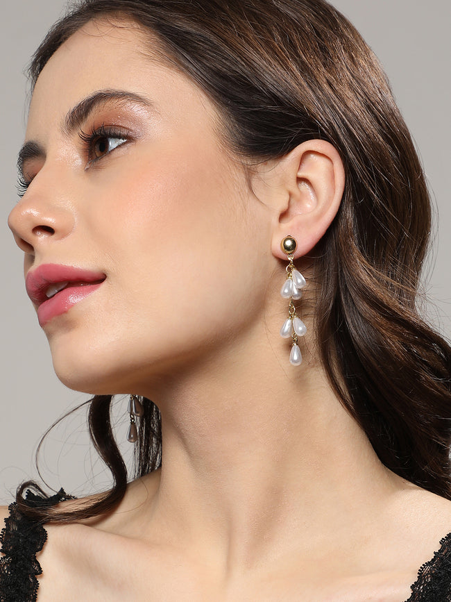 Women Pearl Cluster Drop Earringss