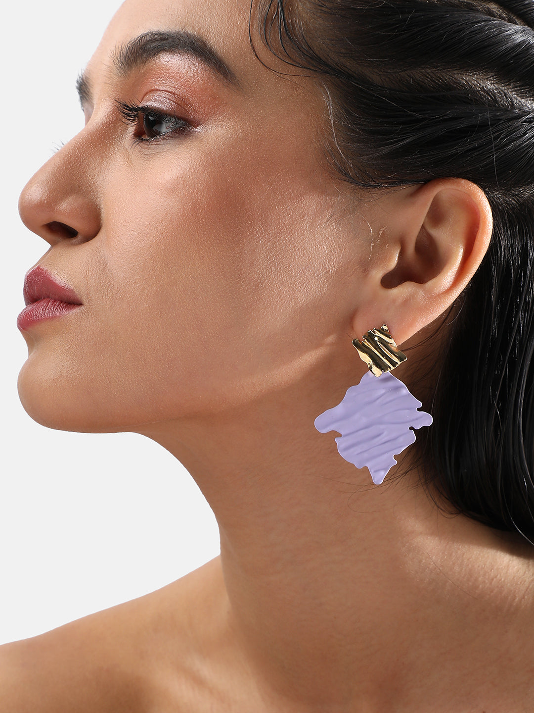 Women Contrast Ripple Drop Earringss