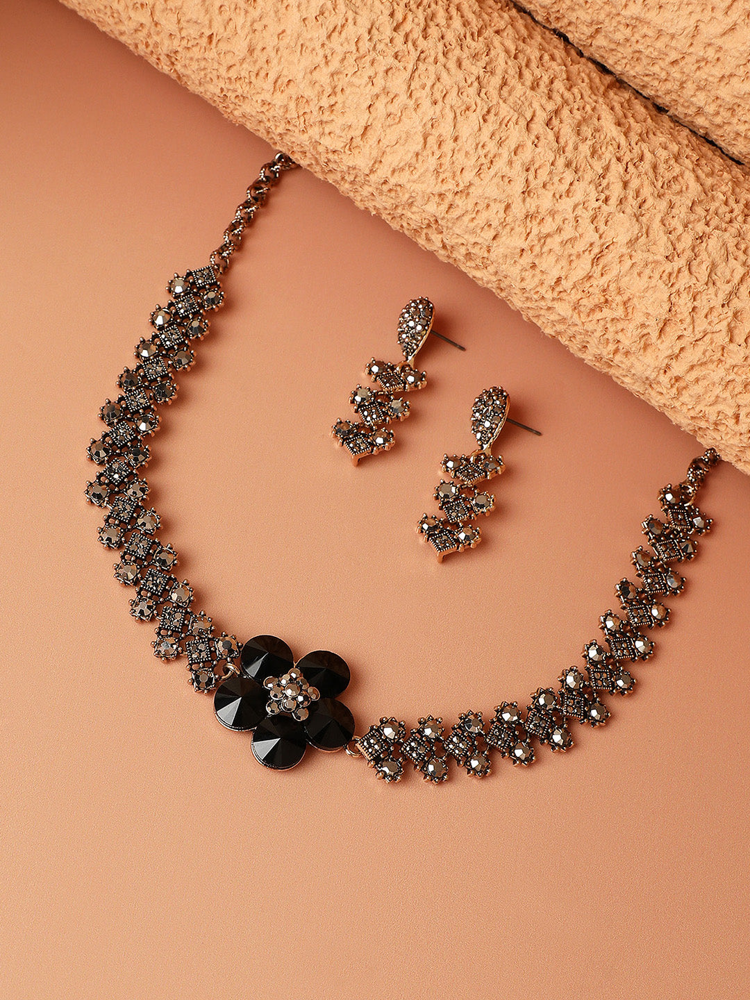 Women Maxi Flower Jewellery Set