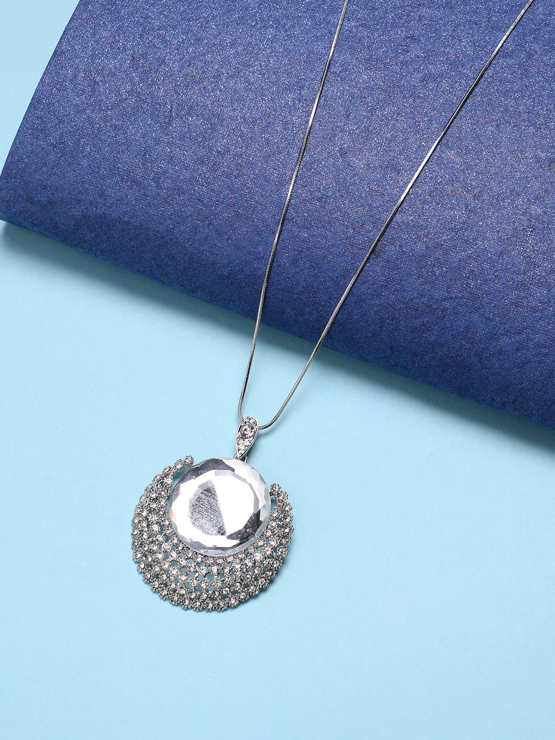 Women Silver-Plated Pendant With Chain