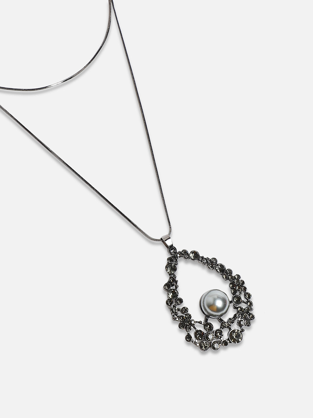Women Silver Symphony Pendant Necklace