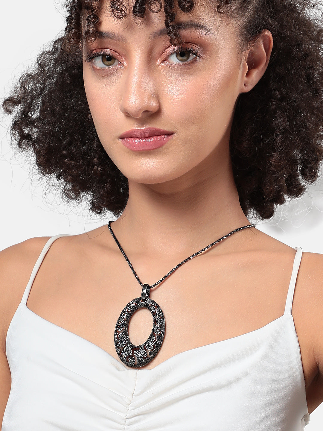 Women Halo Serenade Pendant Necklace