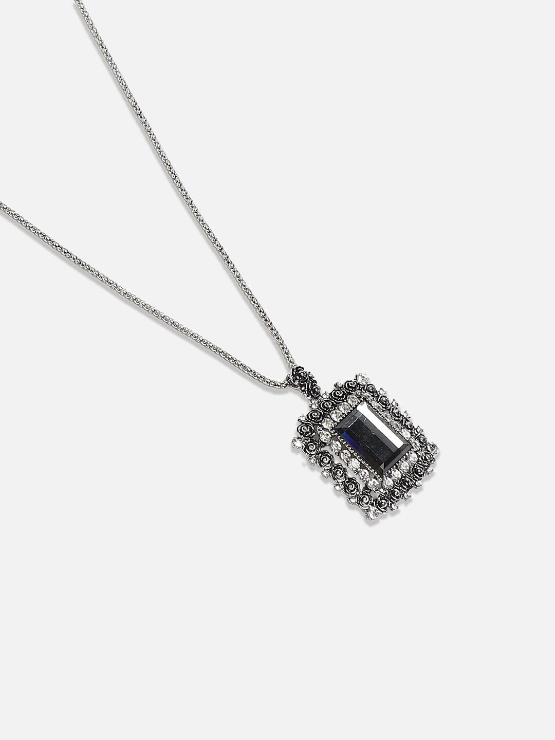 Women Secret Gardenia Pendant Necklace