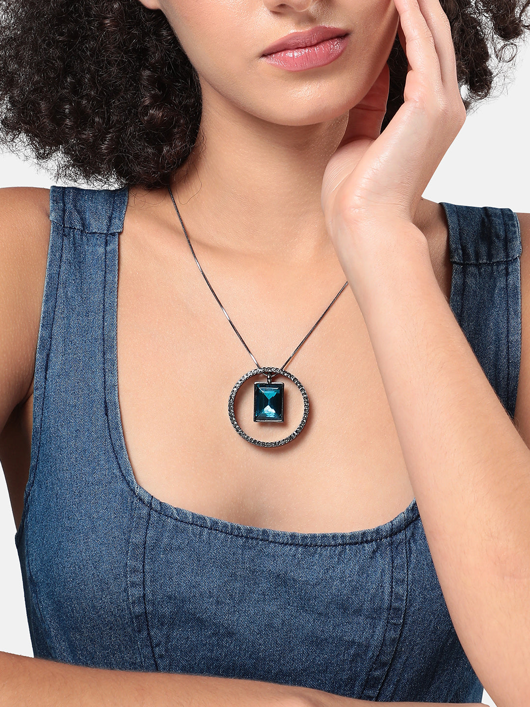Women Gemstone Gaze Pendant Necklace