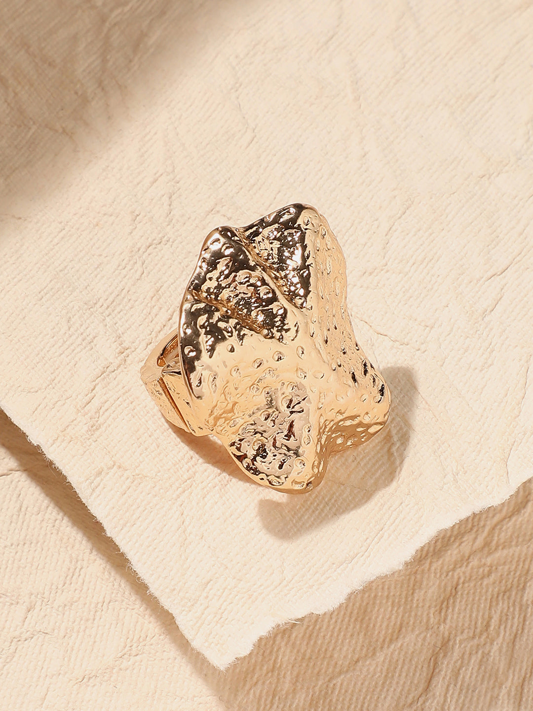 Women Dented Star Wave Statement Ring