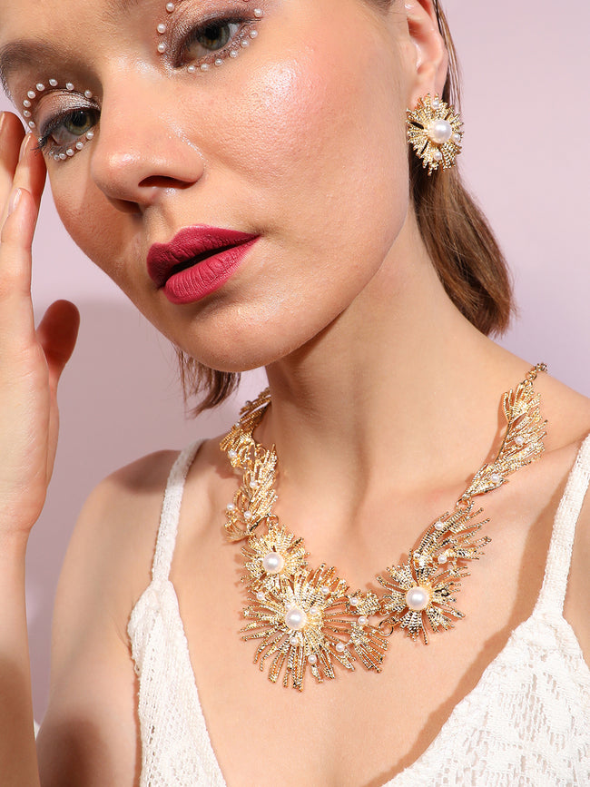 Women Silver Plated Designer Party Necklace and Earring Set