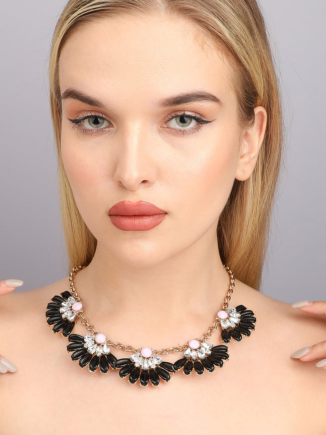 Women Black acrylic crystal choker necklace