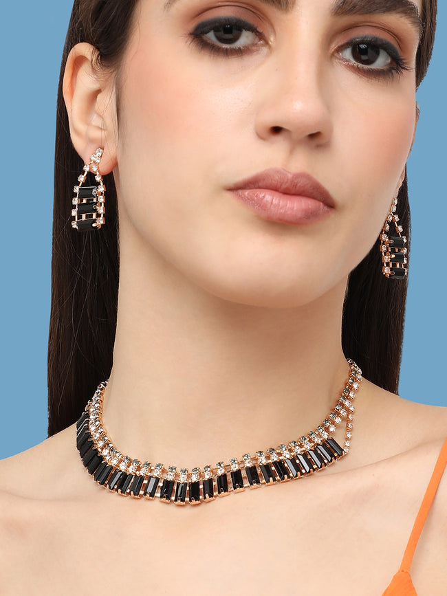 Women Silver Plated Designer Stone Casual Necklace