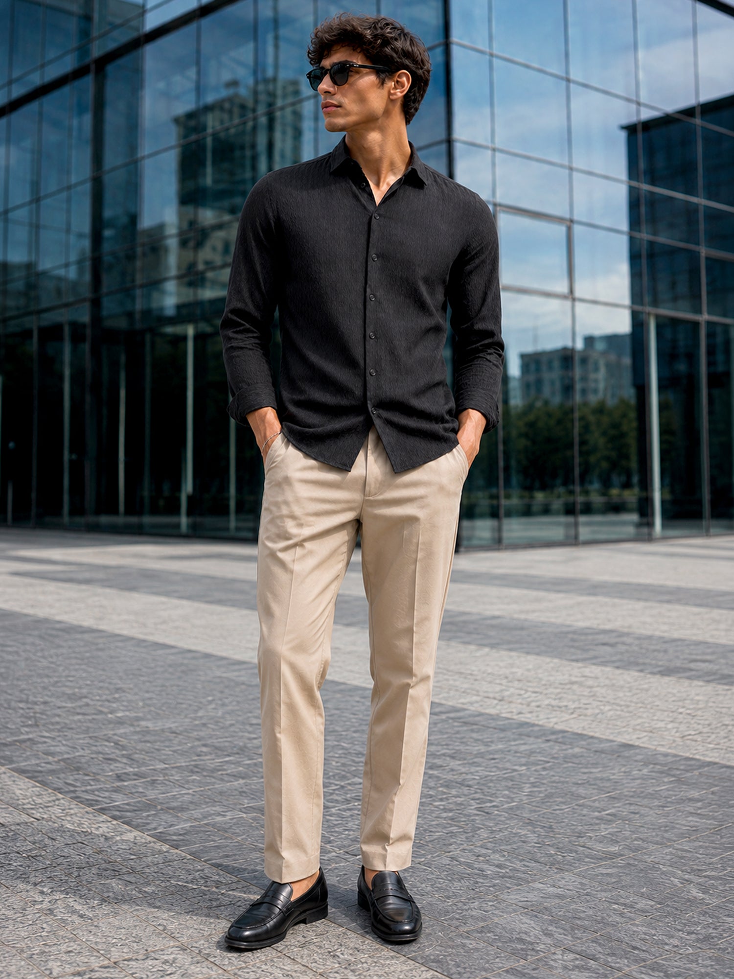 Men Black Textured Slim Fit Full Sleeve Casual Shirt