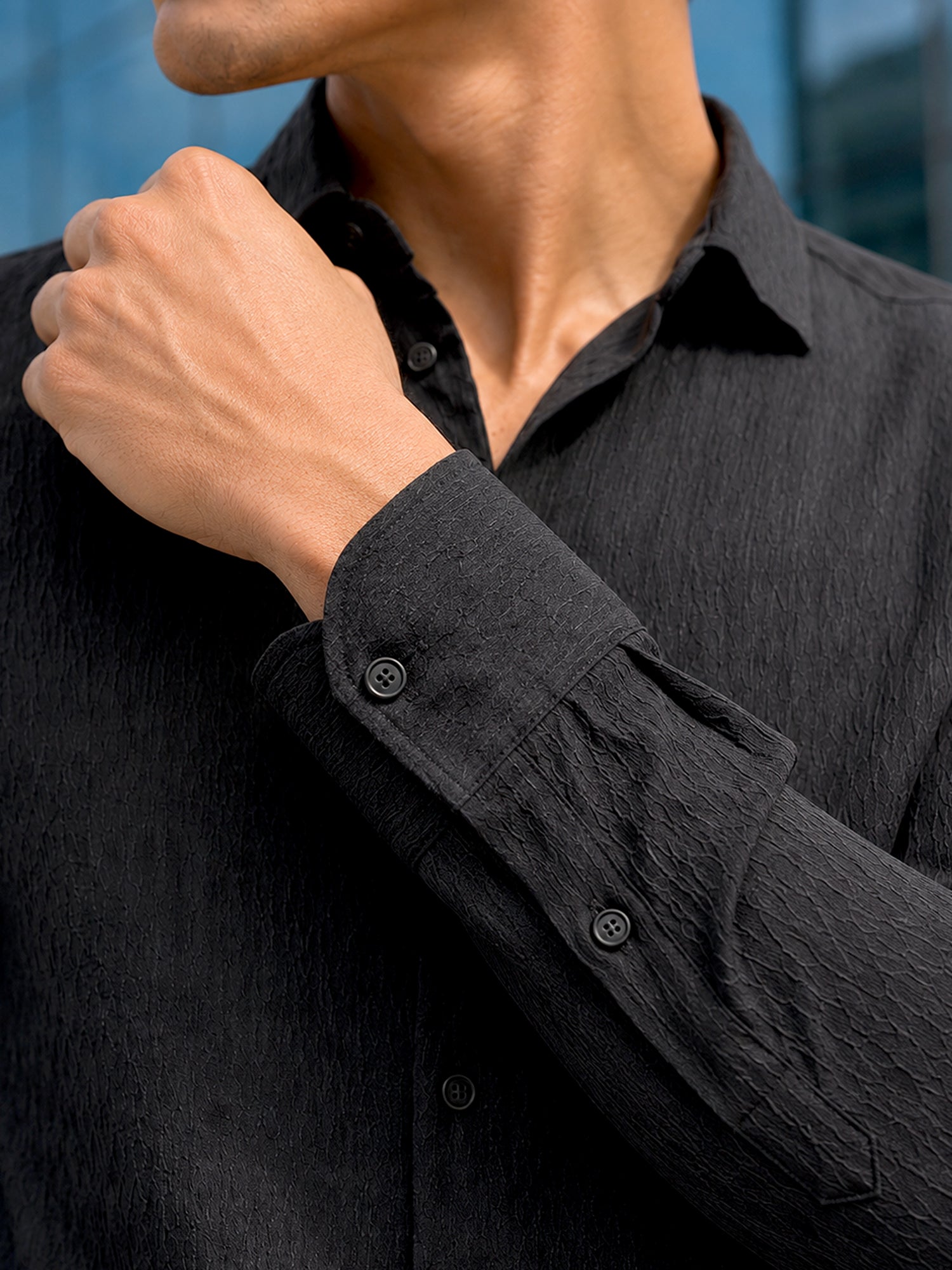 Men Black Textured Slim Fit Full Sleeve Casual Shirt