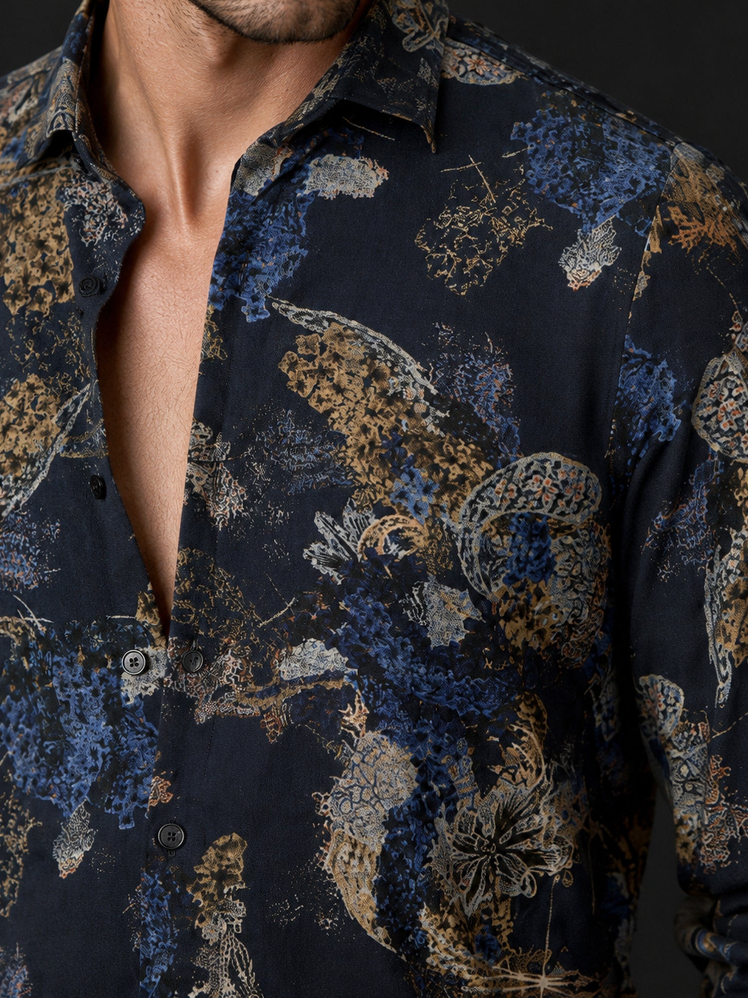 Men Black Organic Abstract Full Sleeve Night-Out Shirt