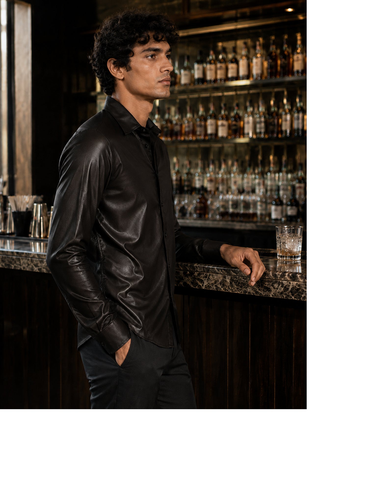 Men Black Solid Slim Fit Full Sleeve Party Shirt