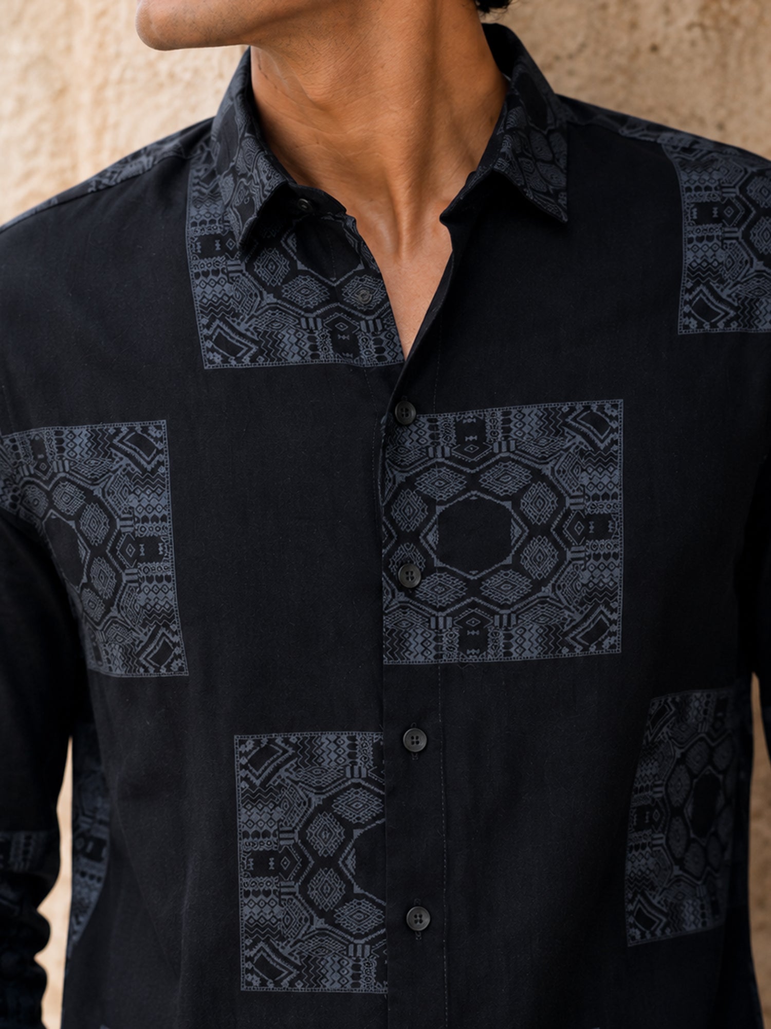 Men Navy Blue Geometric Print Shirt