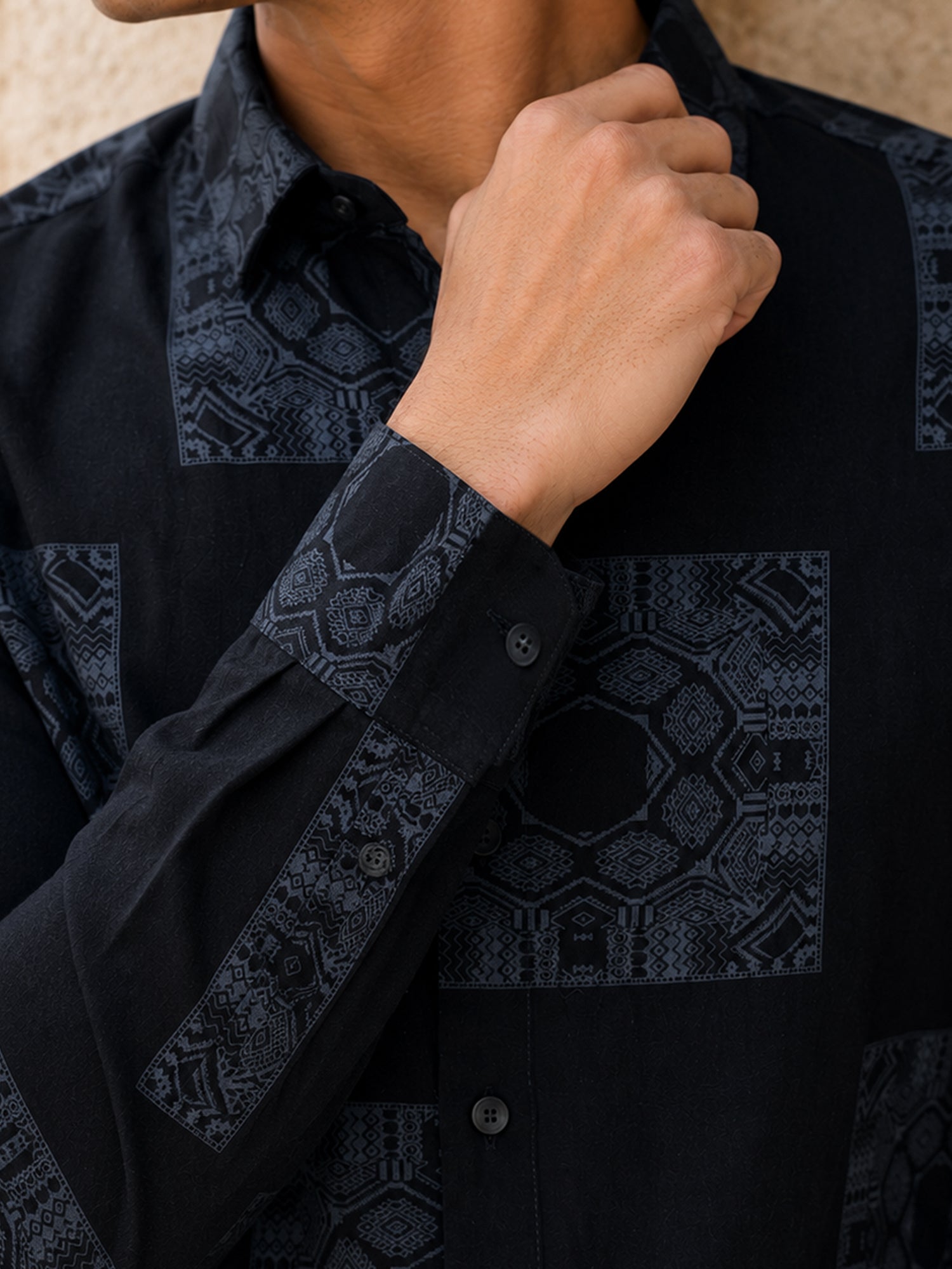 Men Navy Blue Geometric Print Shirt