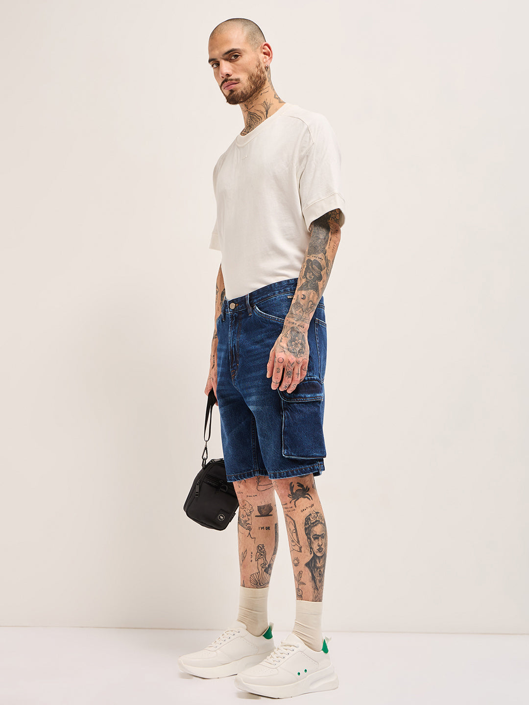 Men Light Blue Baggy Fit Denim Cargo Shorts