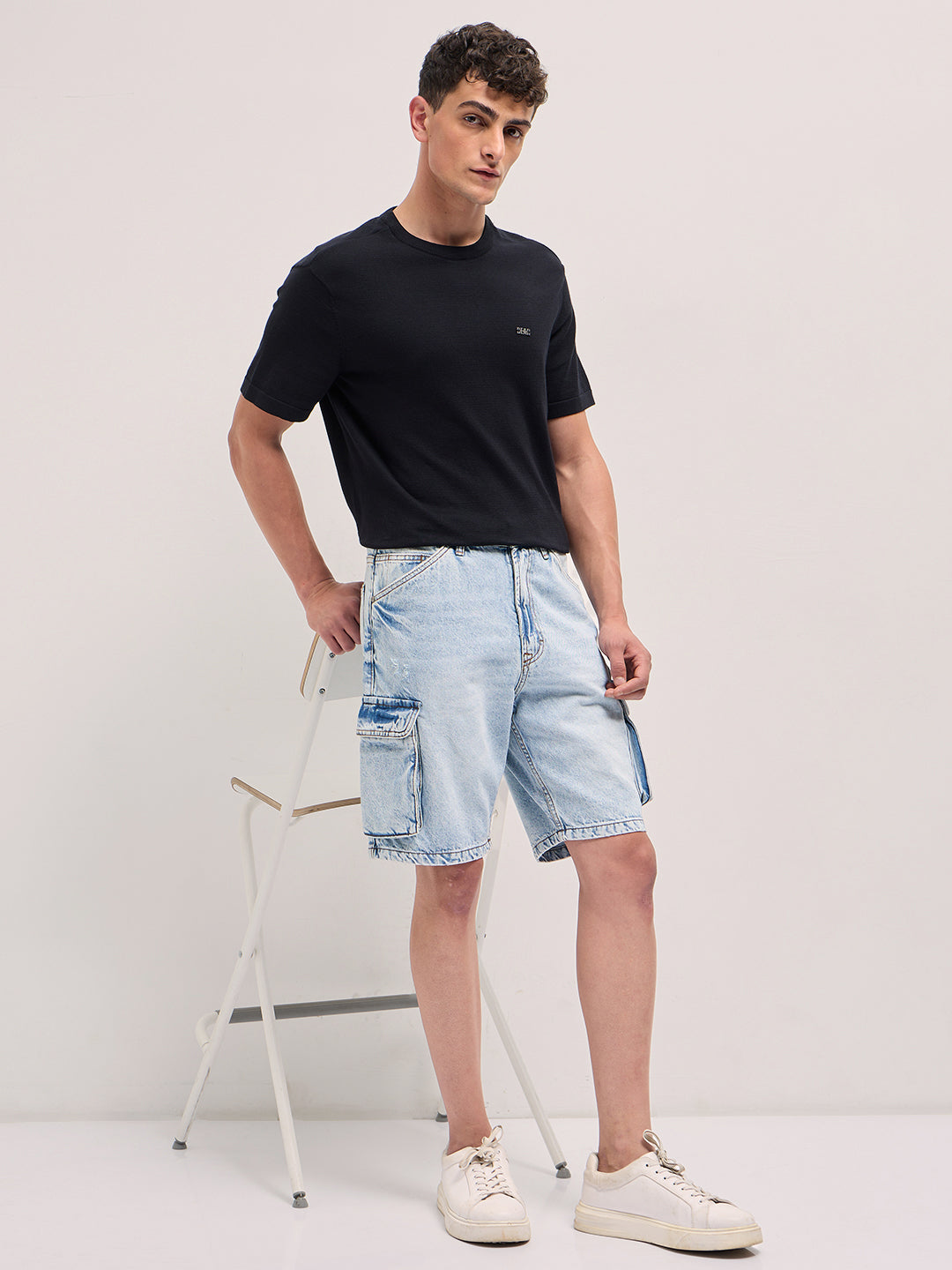 Men Light Blue Baggy Fit Denim Cargo Shorts