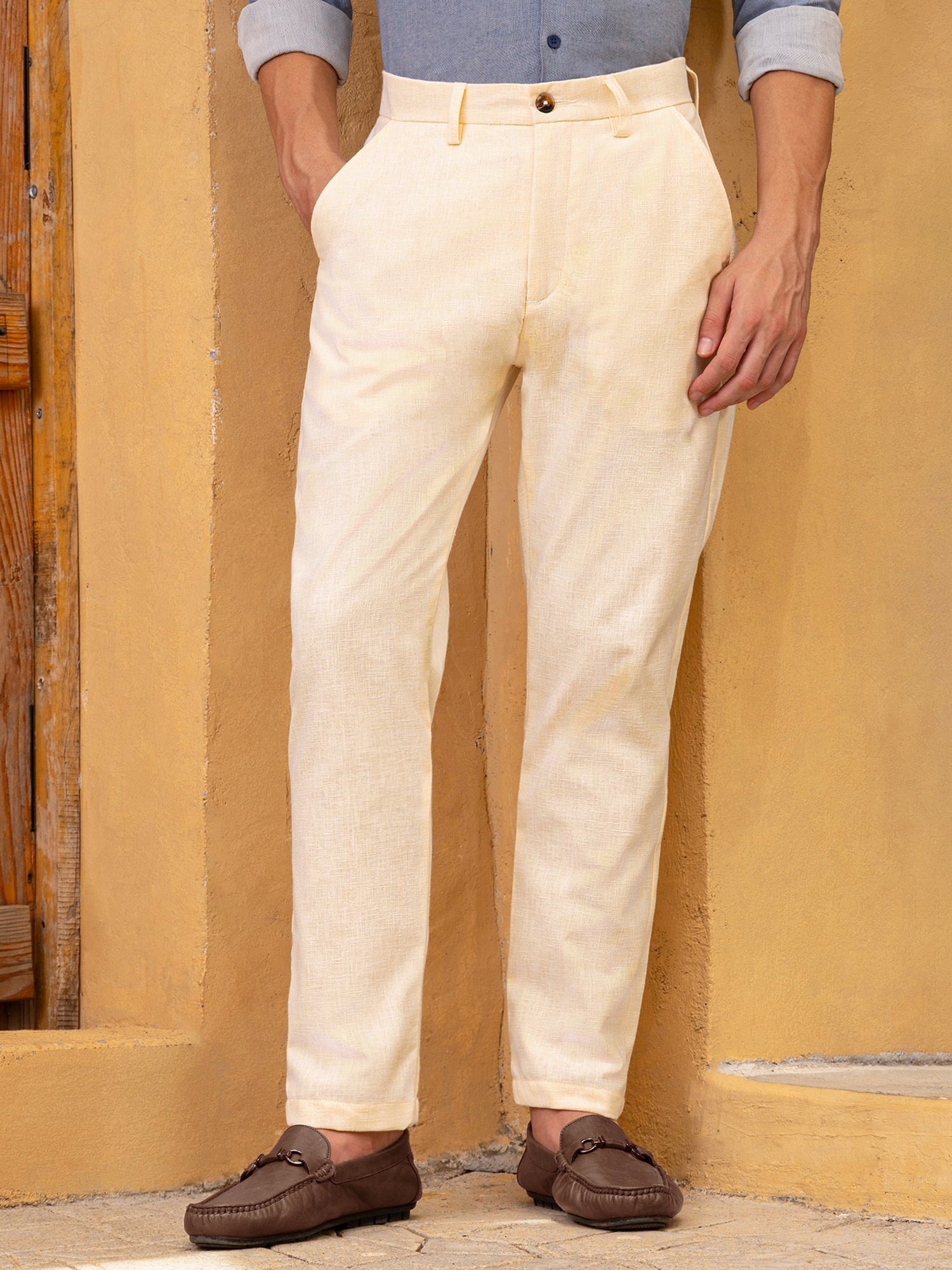 Men Cream Mid-Rise Tapered Fit Trouser