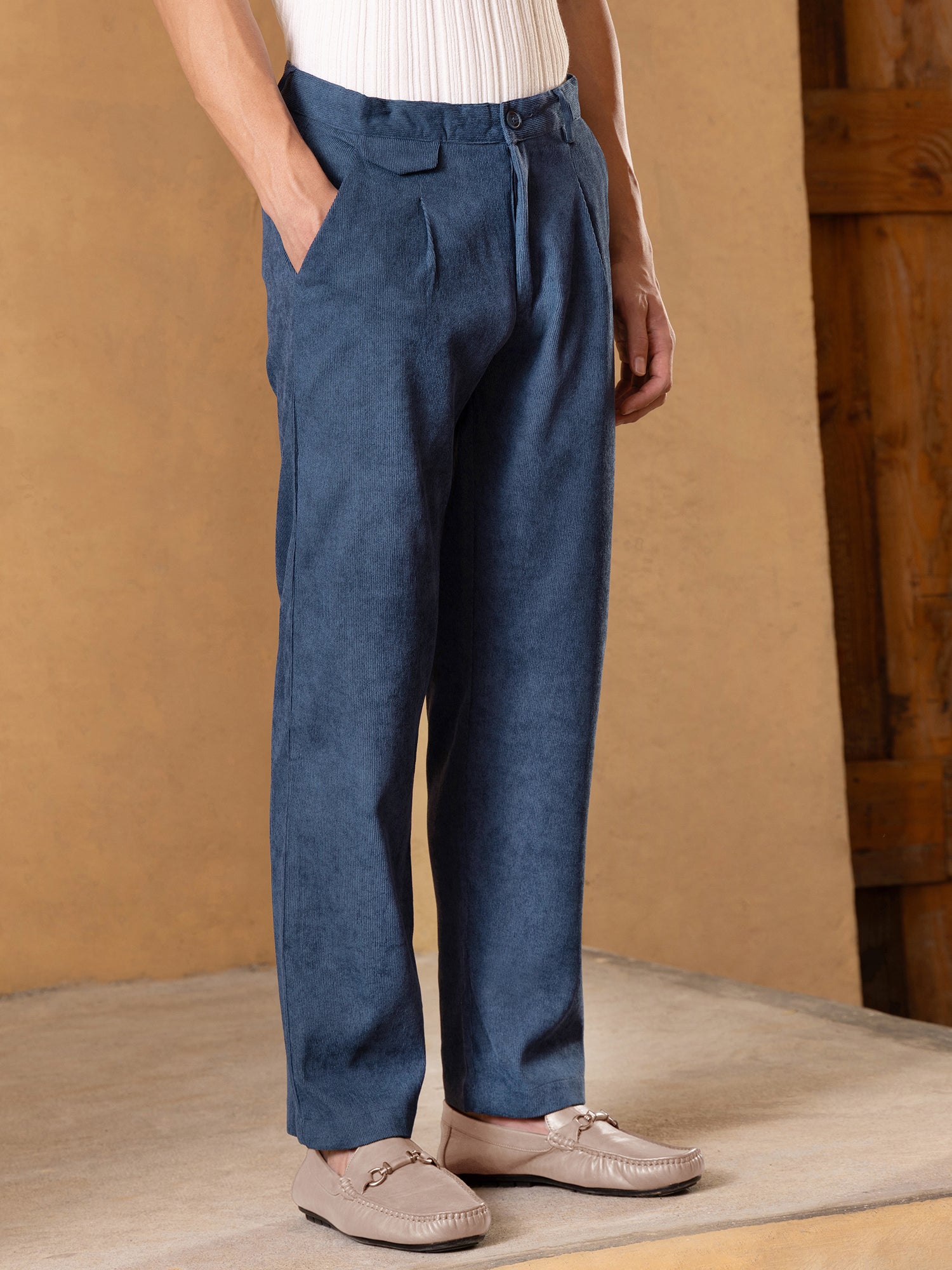 Men Navy Mid-Rise Single pleat corduroy Trouser