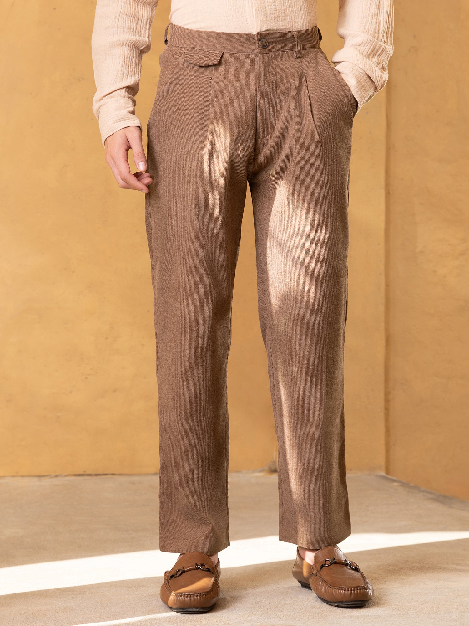 Men Brown Mid-Rise Single pleat corduroy Trouser