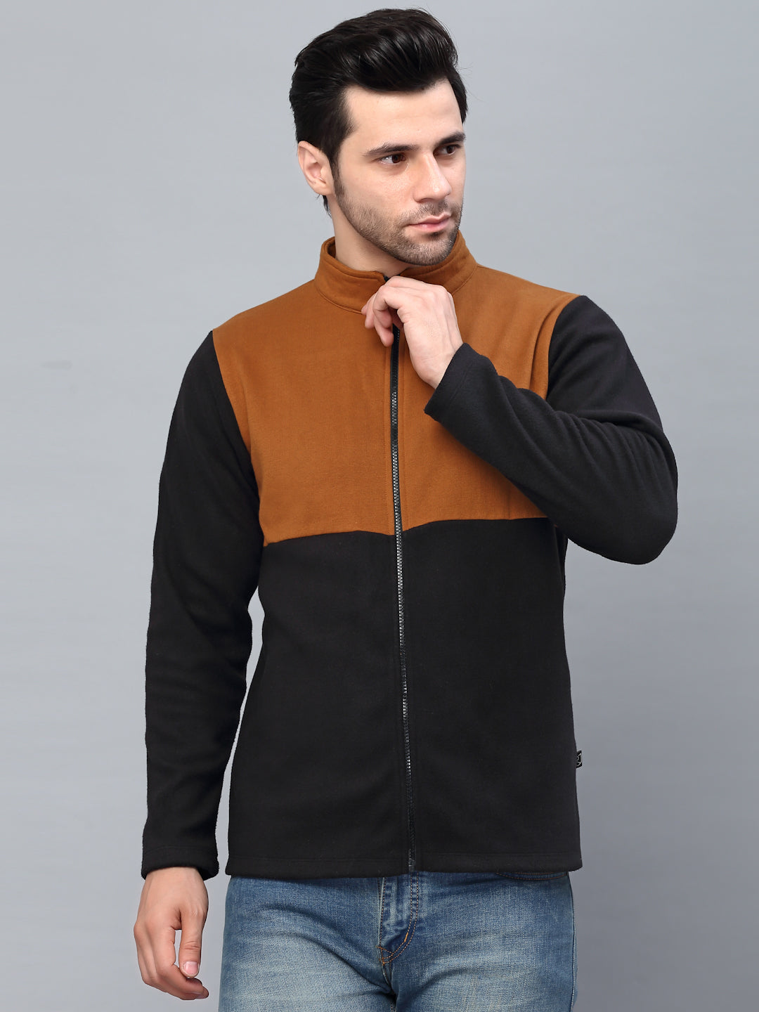 Men Color Blocked High Neck Polar Fleece Jacket