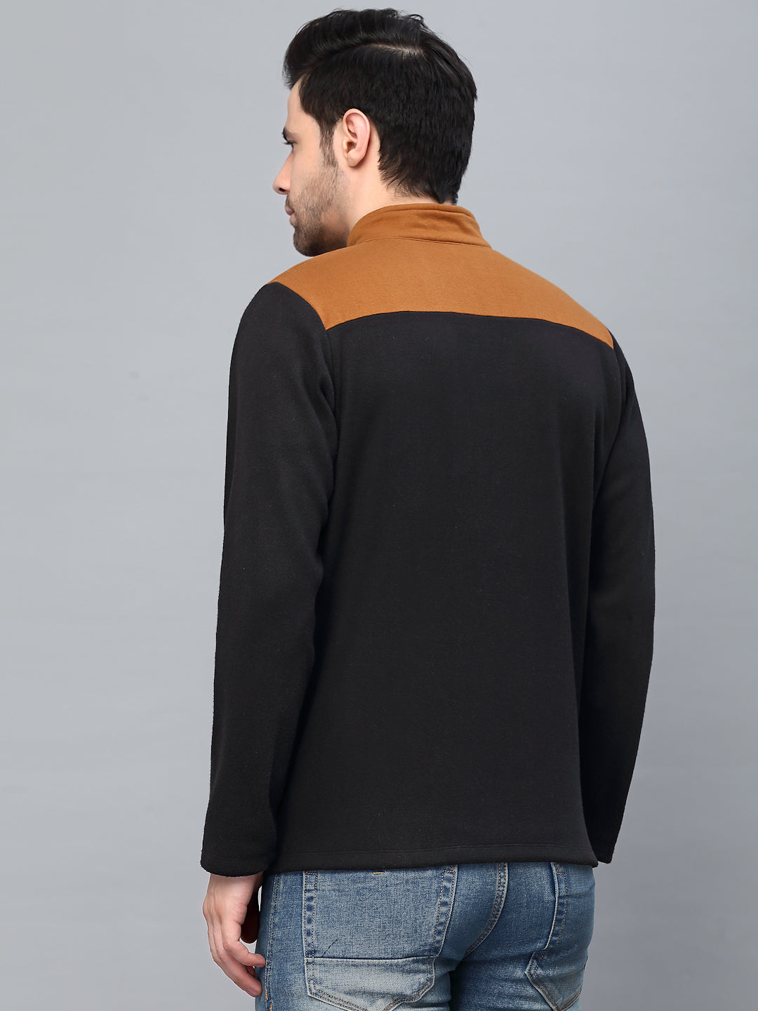 Men Color Blocked High Neck Polar Fleece Jacket