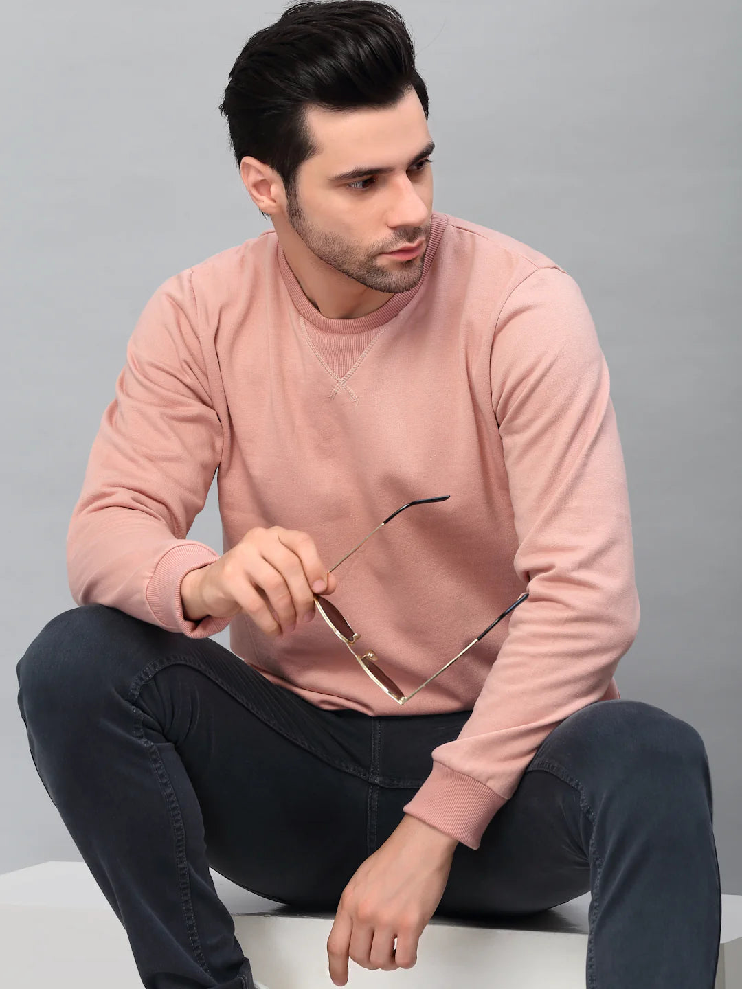 Men Neck Stitch Detail Basic Fleece Sweatshirt