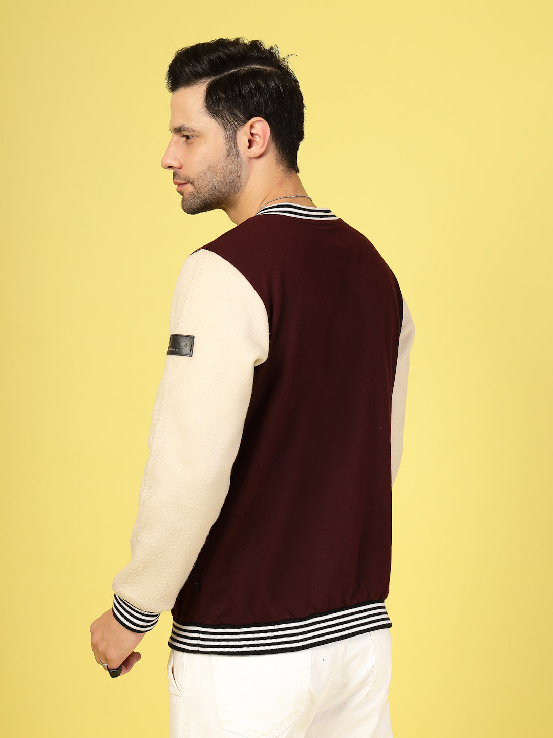 Men Multi V-Neck Sweatshirt