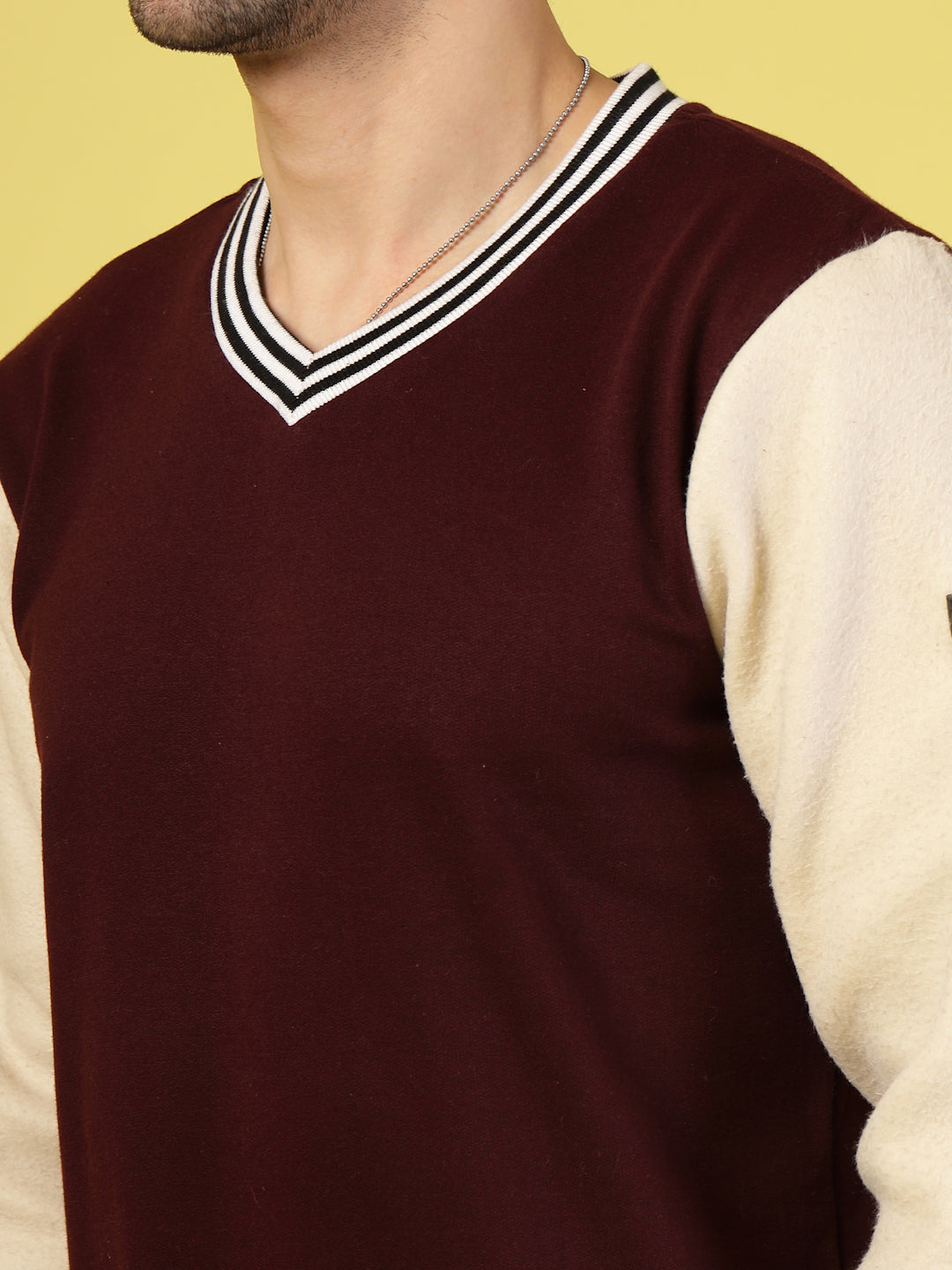 Men Multi V-Neck Sweatshirt