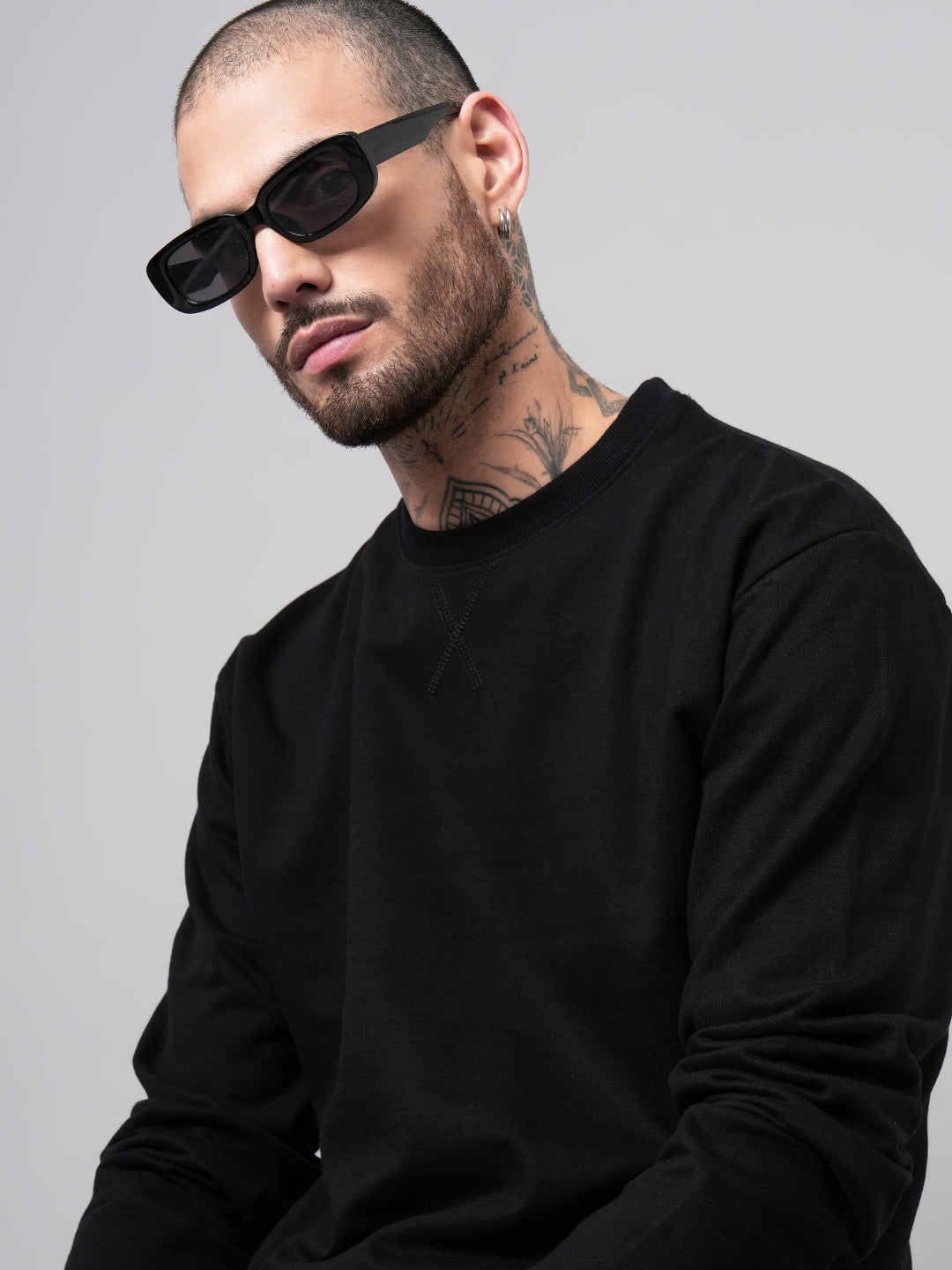 Men Solid Black Sweatshirt